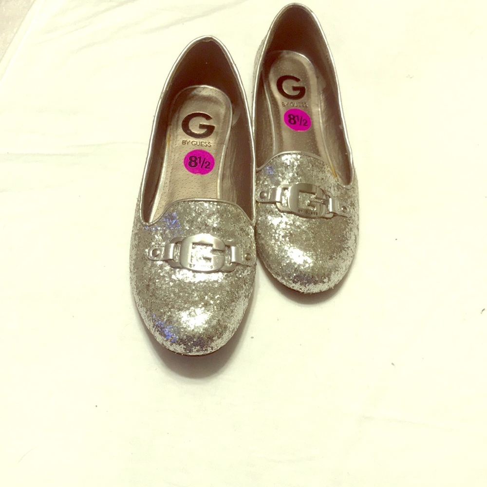 Guess flat loafers
